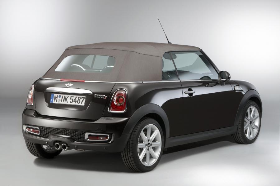  Mini Cooper S Cabrio Highgate 2012 года  (фото 26 из 30)